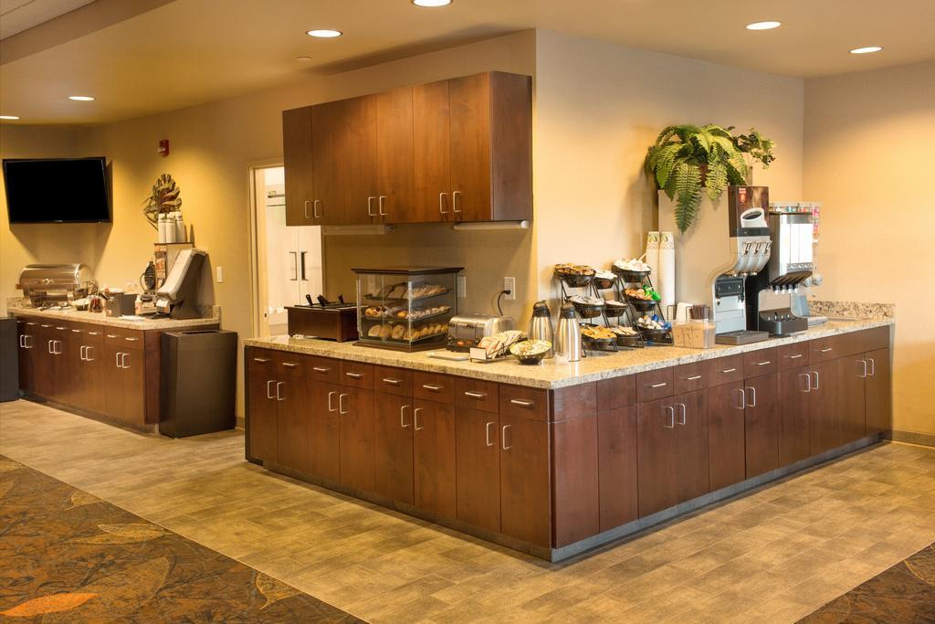 Little Missouri Inn & Suites New Town Екстериор снимка