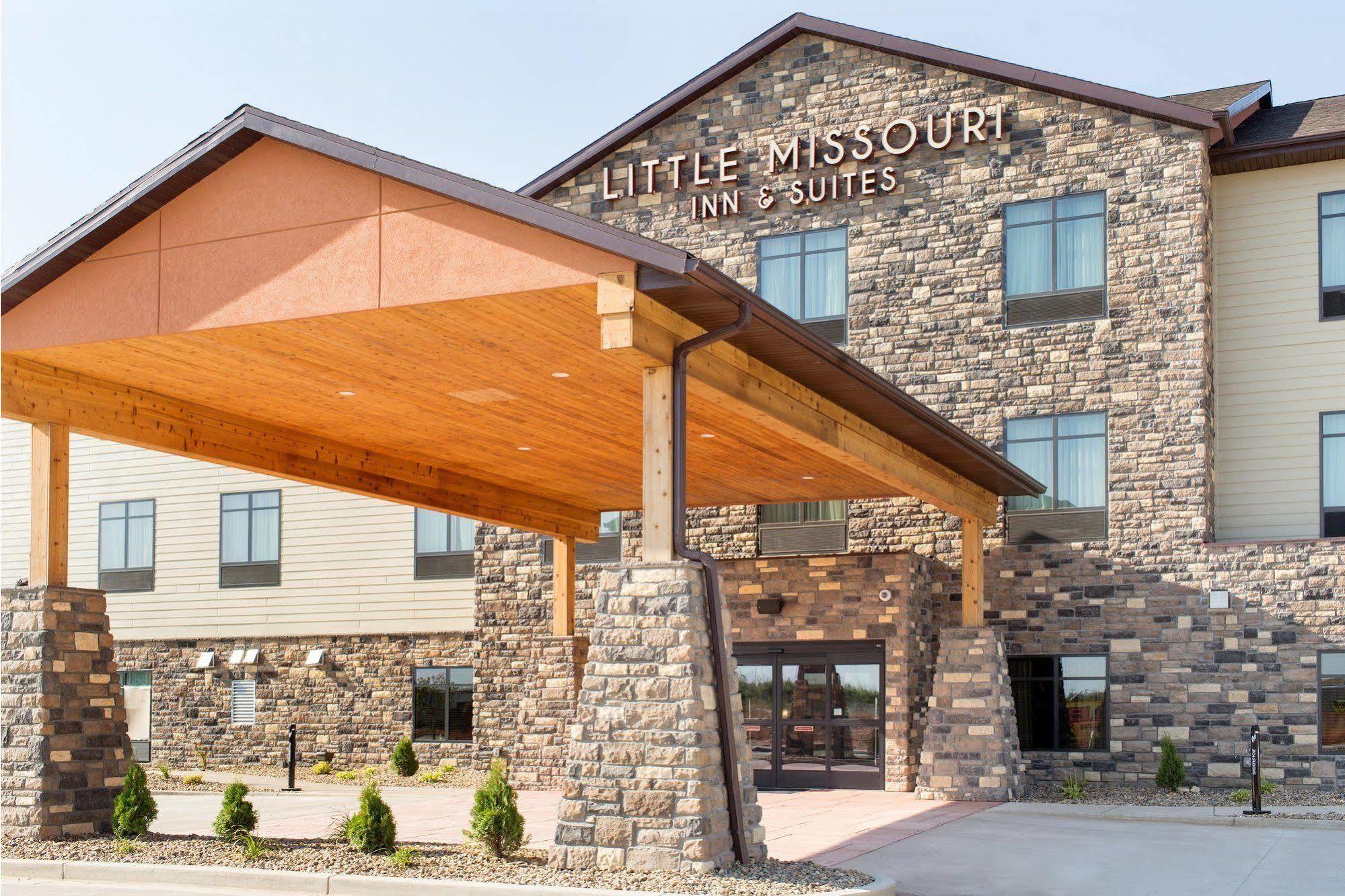 Little Missouri Inn & Suites New Town Екстериор снимка