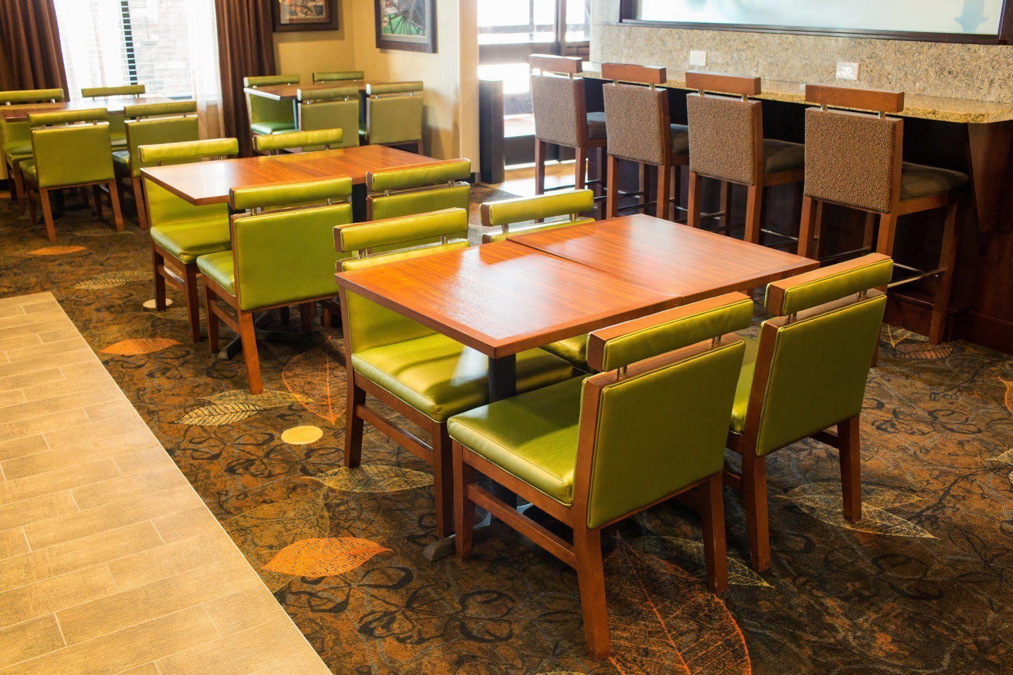 Little Missouri Inn & Suites New Town Екстериор снимка